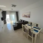 Апартаменты Paradise *