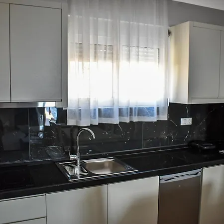 Paradise Apartment *